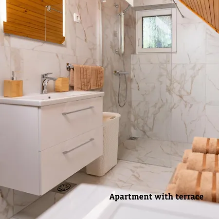 Apartmaji Taler Апартаменты *